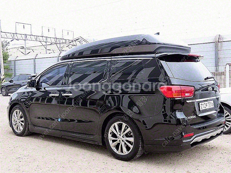 더뉴 카니발 중고 가격 중고 카니발 검정색 2019년식...--4