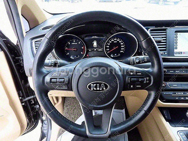 더뉴 카니발 중고 가격 중고 카니발 검정색 2019년식...--9