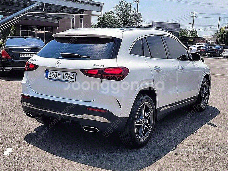 외제중고차시세 흰색 2025년식 4,850km GLA2...--5