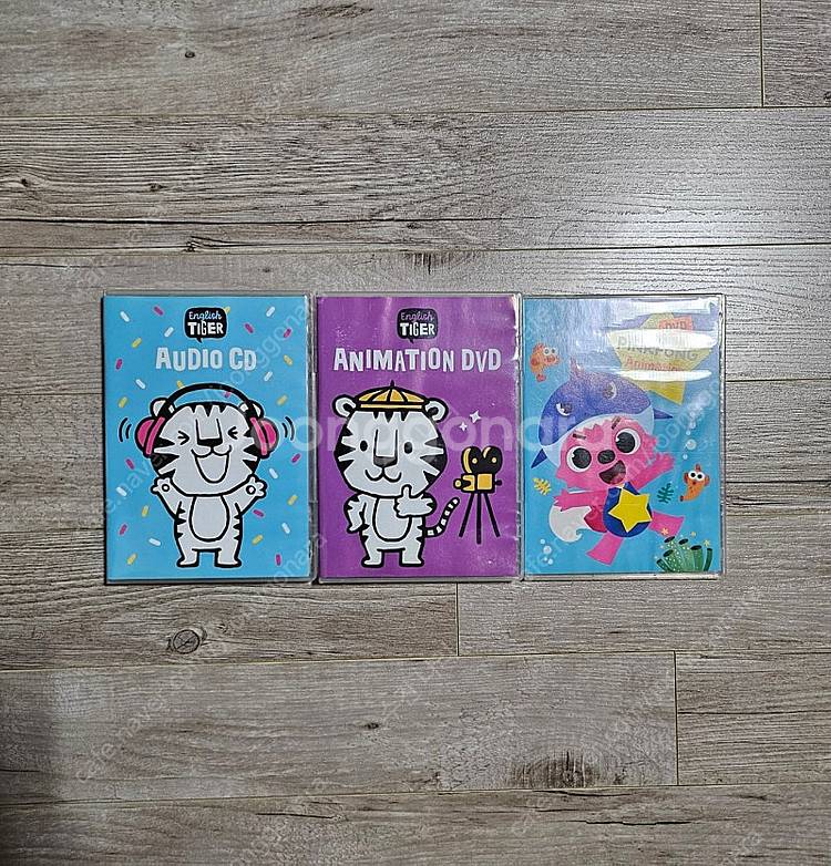 잉글리쉬 타이거 30권+ 핑크 팬+CD+DVD+2장--1