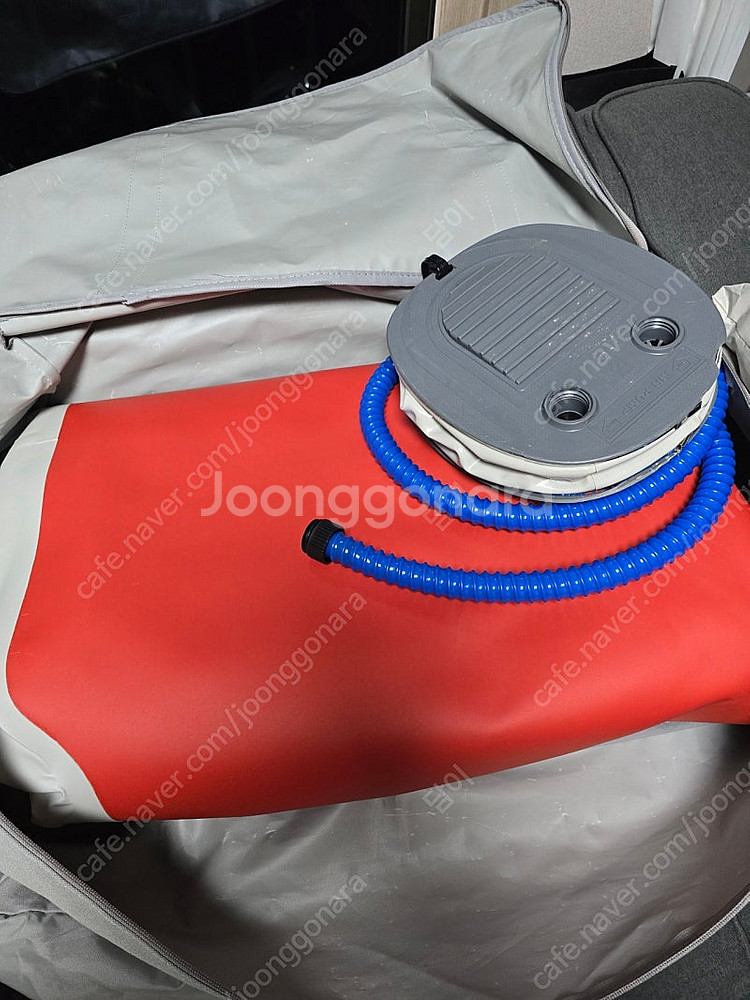 에어포스 스타리아 투어러 9인승 에어매트 팝니다--4