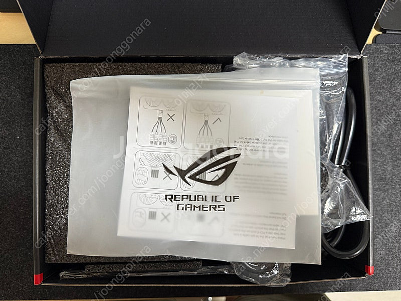 ASUS ROG LOKI SFX-L 1000W PLAT...--1