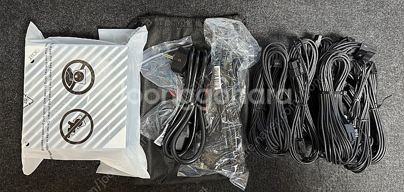 ASUS ROG LOKI SFX-L 1000W PLAT...--3