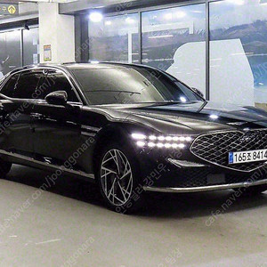 제네시스 G90 중고차 가격 제네시스 중고 검정색 2024년식 34,905km 3.5T GDI AWD 수원중고차