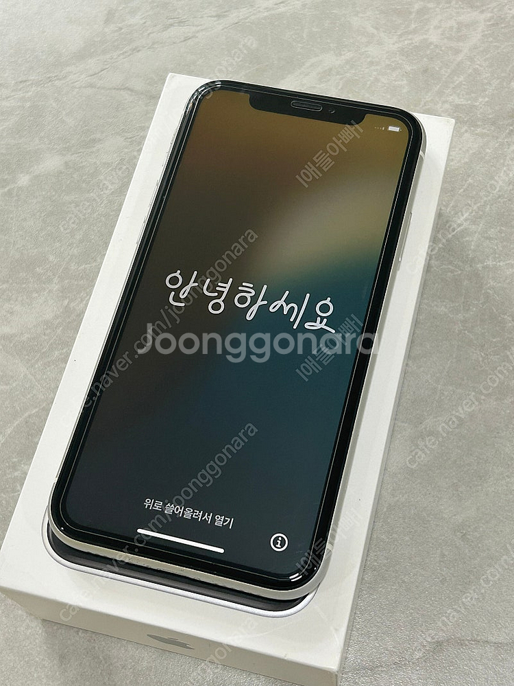 아이폰XR 128G 화이트--0