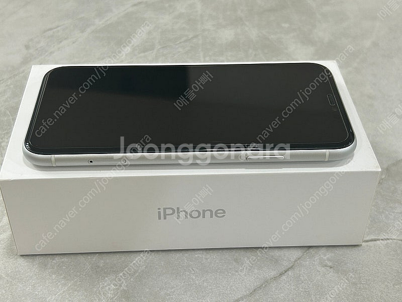 아이폰XR 128G 화이트--2