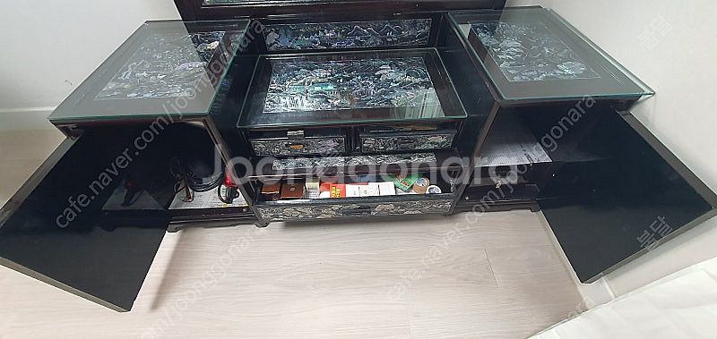 [부산] 자개농(장롱3+화장대1+문갑1) 팝니다.--7
