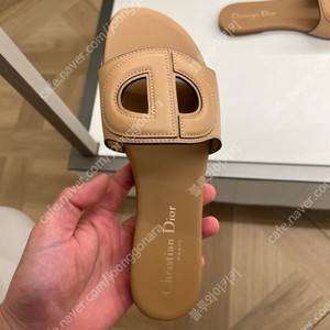 디올 디클럽 뮬 샌들