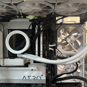 I9 13900k + 기가 z790 aero g + nzxt 크라켄 360 화이트 팝니다.