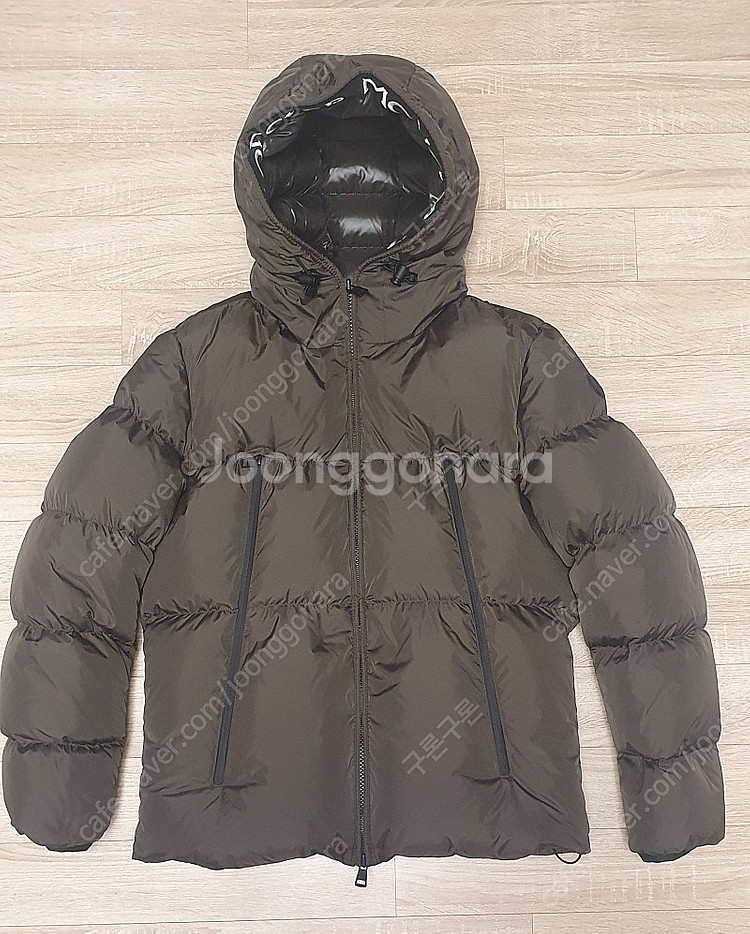 몽클레어 몽클라 숏패딩(다크브라운,3사이즈)--1