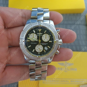 정품 브라이틀링 a73380 콜트 크로노 41 mm 판매합니다