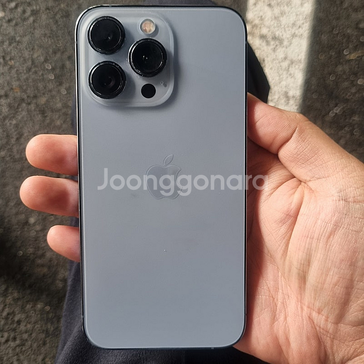 아이폰 13 pro 1tb 팝니다--4