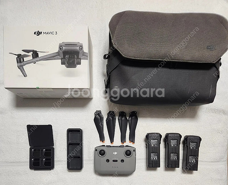 dji 매빅3 플라이모어 드론 새제품 팝니다--0