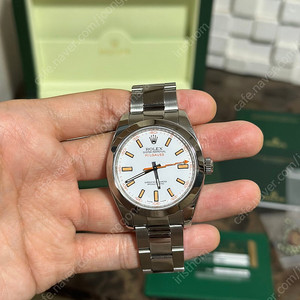 롤렉스 밀가우스 흰판 114600