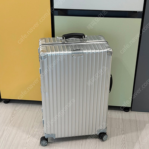 리모와 클래식 실버 체크인M 수화물용