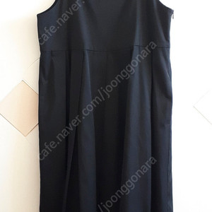 유노이아 스트링 턱 드레스 string tuck dress (리퍼브 상품)