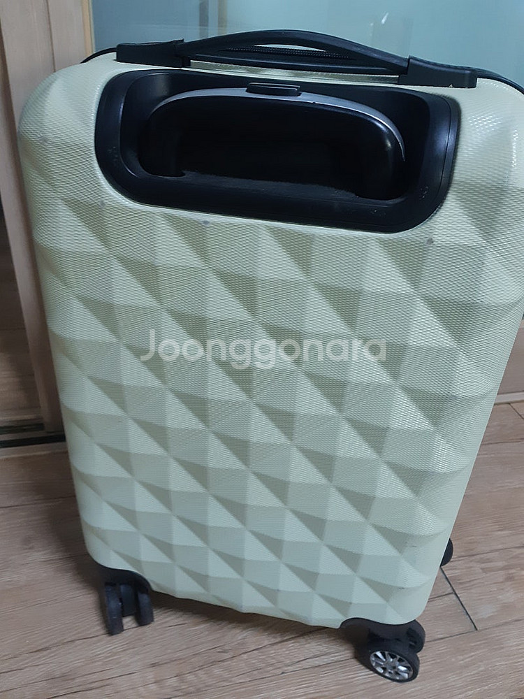 캐리어 가방(높이 63cm 너비 45cm 폭 25cm)...--1