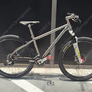 첼로 실버라도70 풀티타늄 XT30단 자전거 팝니다.