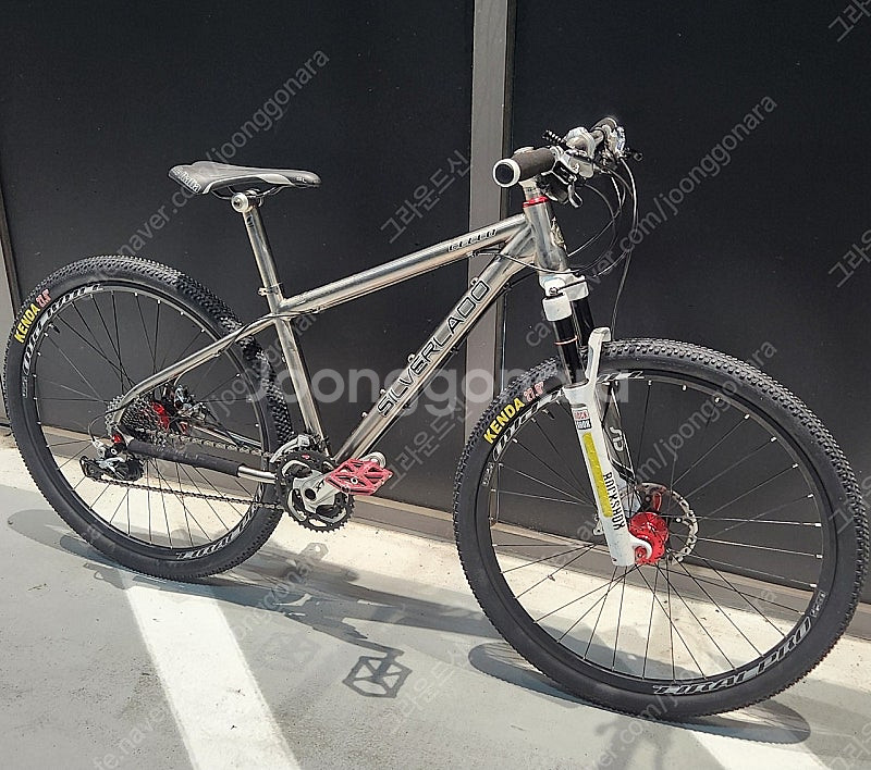 첼로 실버라도70 풀티타늄 XT30단 자전거 팝니다.--1