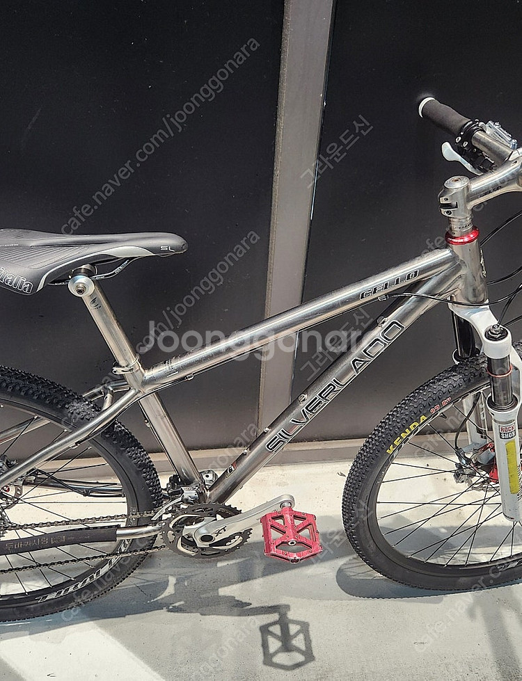 첼로 실버라도70 풀티타늄 XT30단 자전거 팝니다.--3