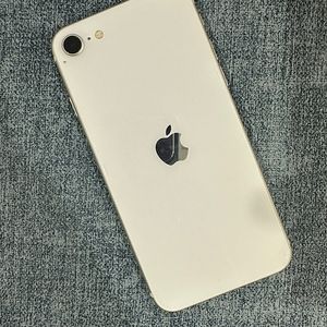 (자급제) 아이폰SE3 64G 스타라이트 배터리 78% 20만원 판매해요