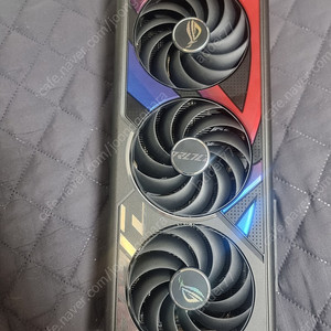 아수스 로그 스티릭스 4070 Ti 상급기