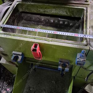 고속 분쇄기 10마력 3상380v ㅡ 고정칼날2개 회전칼날 18개 ㅡ