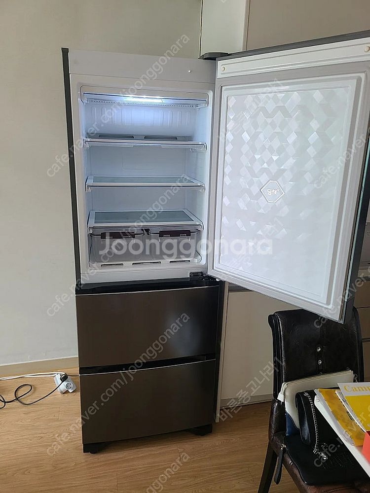 <무료, 배송설치> 중고김치냉장고 딤채 330리터 스탠...--2