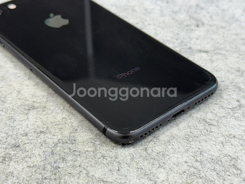 (자급제)아이폰8 블랙 64G 카메라 멍없이 선명한 가...--8