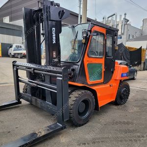 중고지게차 삼성FX5톤 자동발 디젤지게차