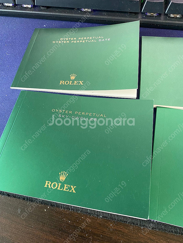 (정품) 로렉스 책자 판매합니다. 오이스터, 스카이드웰...--4