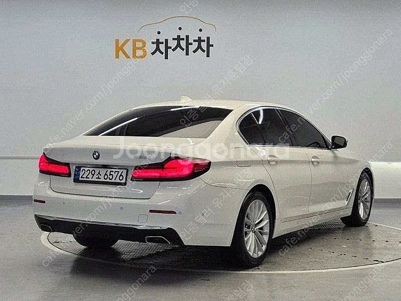 BMW 5시리즈 중고 BMW 중고 5시리즈 중고차 할부...--4