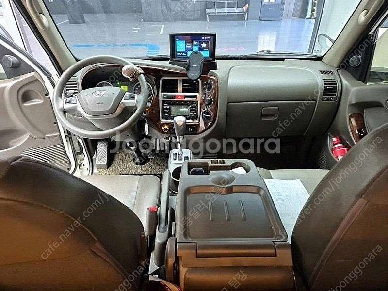 캠핑카 중고 포터2 흰색 2017년식 28,022km ...--7