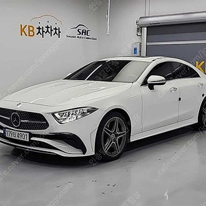 벤츠 CLS 중고 벤츠 CLS클래스 중고 벤츠 CLS 중고차 흰색 2022년식 CLS 300d 4MATIC 개인사업자 차량구매