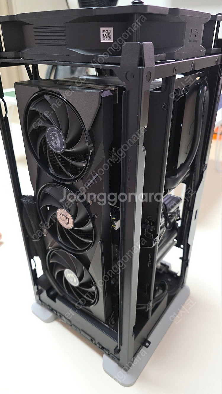 공기청정기같은 7500F + 4070S + itx 데스...--2