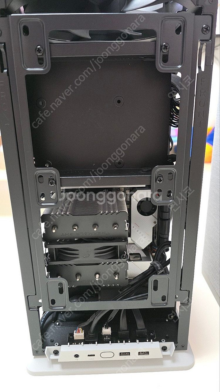 공기청정기같은 7500F + 4070S + itx 데스...--6