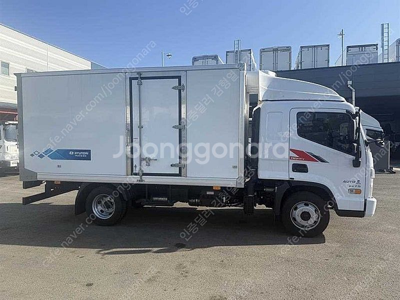 중고차 냉동탑차 중고 흰색 2025년식 1,825km ...--5
