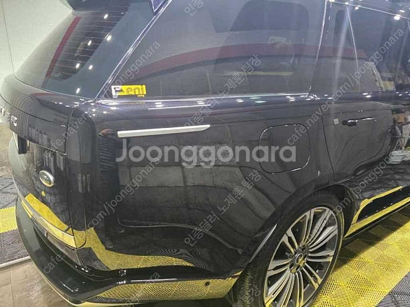 랜드로버 중고 검정색 2023년식 47,264km 4....--5