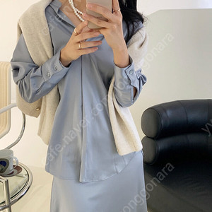 어라운드율 실키 셋업 새상품