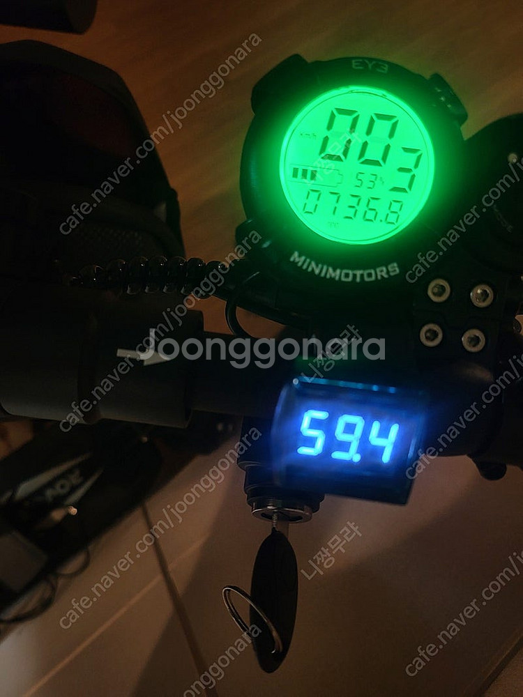 듀얼트론 로보론 60v 전동킥보드 판매합니다.--4