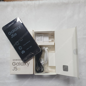 갤럭시 J5 풀박스