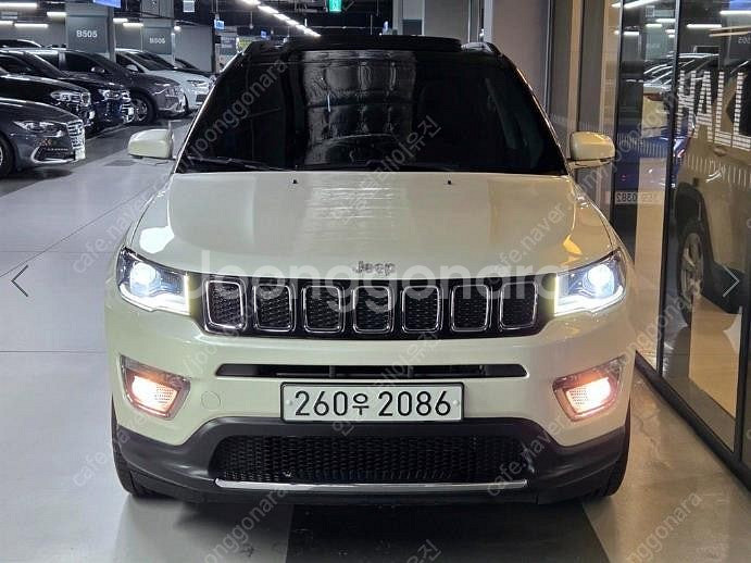 @19년식 컴패스(MP) 2.4 AWD 리미티드 전국최...--4