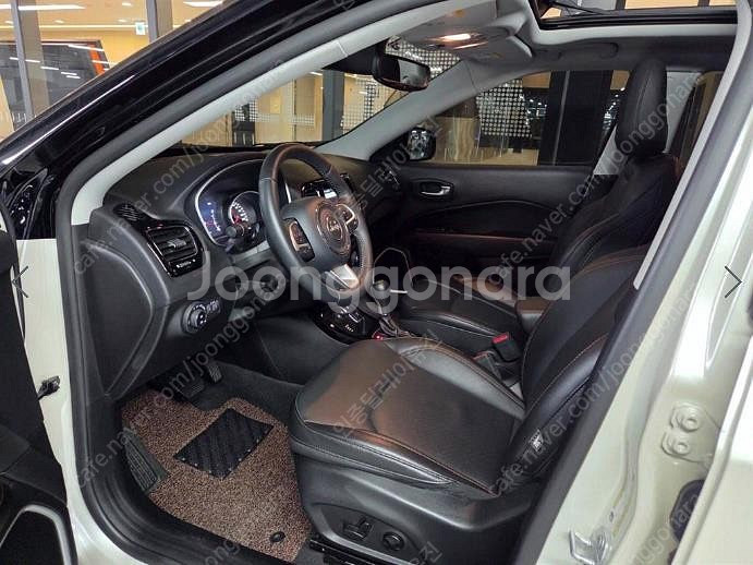 @19년식 컴패스(MP) 2.4 AWD 리미티드 전국최...--8