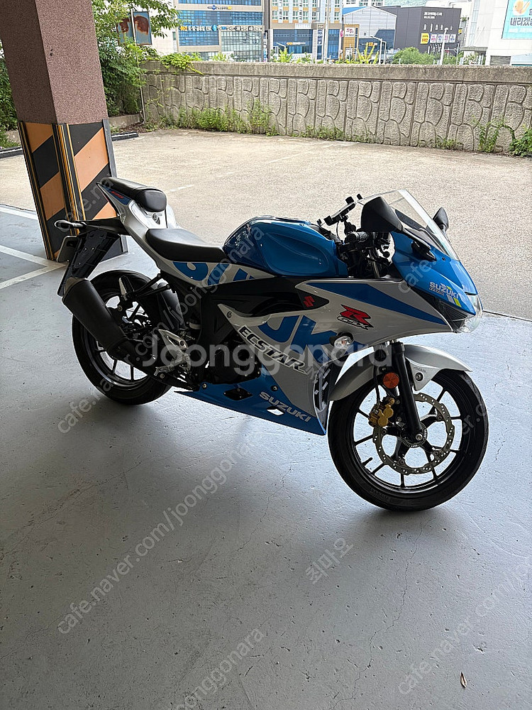 스즈키 21년식 Gsxr-125 스페셜카울 요시무라--0