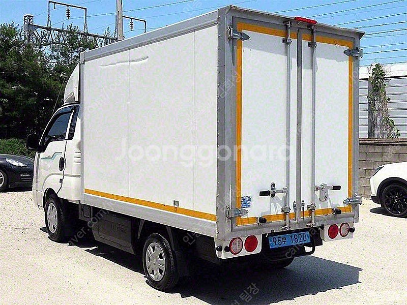 중고트럭 매매 봉고3 카고 킹캡 4륜 중고화물차매매 흰...--4