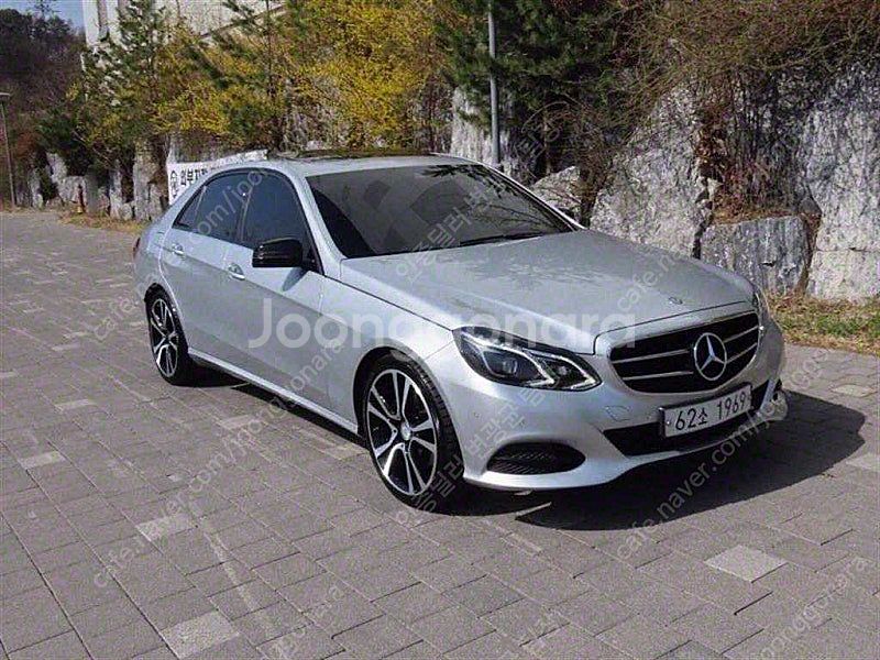 벤츠 E클래스 중고 벤츠 중고 은색 2015년식 64,...--3