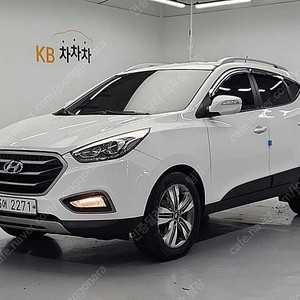 투싼 중고 투싼 중고가격 투싼 중고차 흰색 2015년식 디젤(E-VGT)4WD 스마트 스페셜 중고자동차