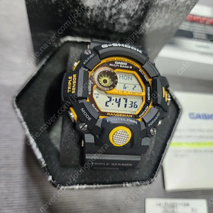 새상품 지샥 GW-9400y 구냥이