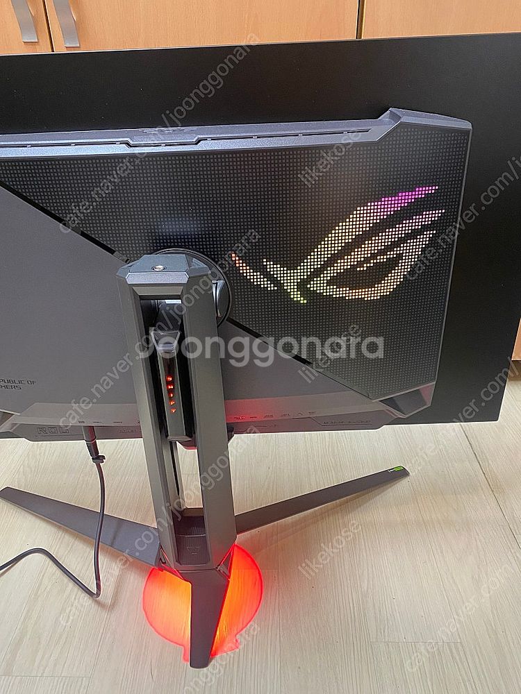 에이수스 ASUS ROG SWIFT OLED PG32U...--9