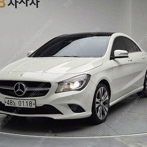 벤츠 CLA 중고 벤츠 CLA클래스 중고 흰색 2016년식 CLA 200d 실매물인증중고차
